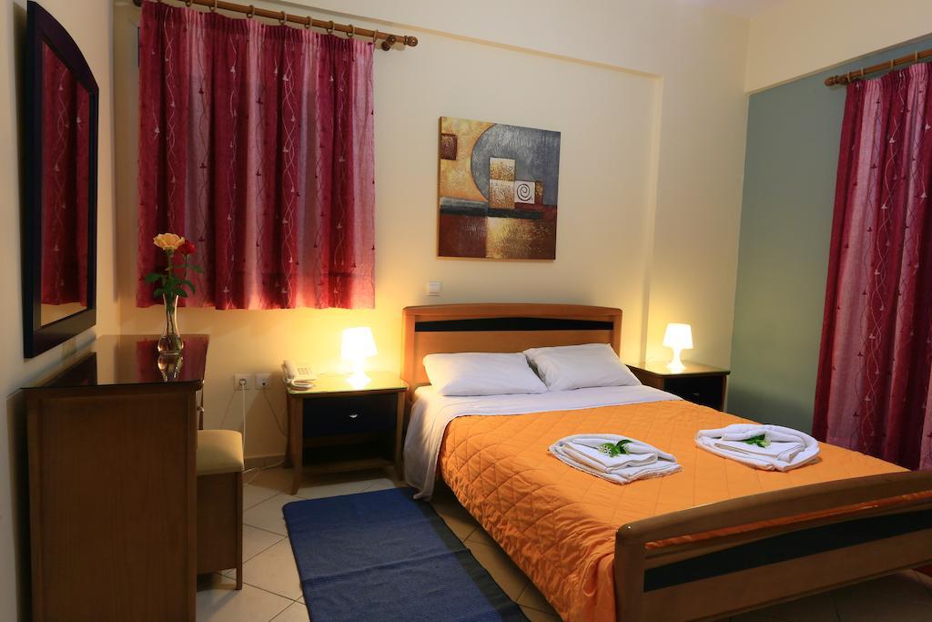 Mesogeios Hotel Marathopoli Pokoj fotografie