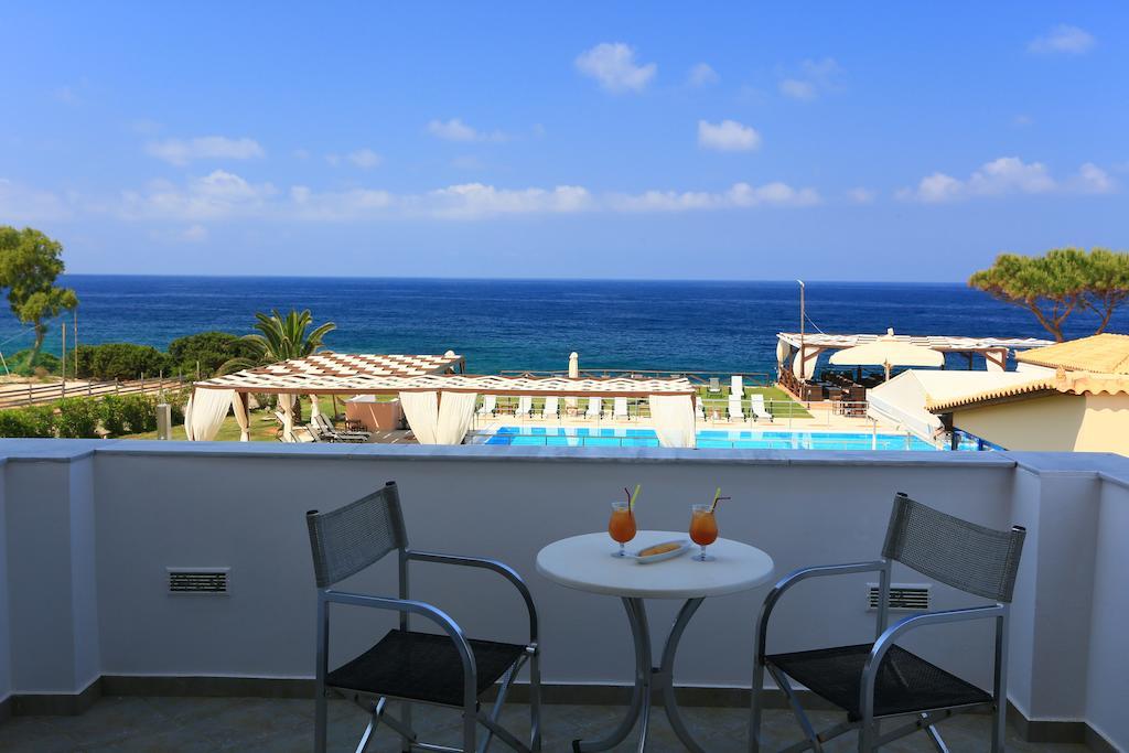 Mesogeios Hotel Marathopoli Pokoj fotografie